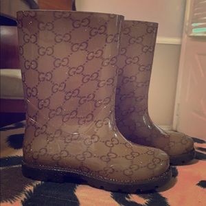 Gucci Kids Rain Boots 🥾- Authentic - Size 25 EU